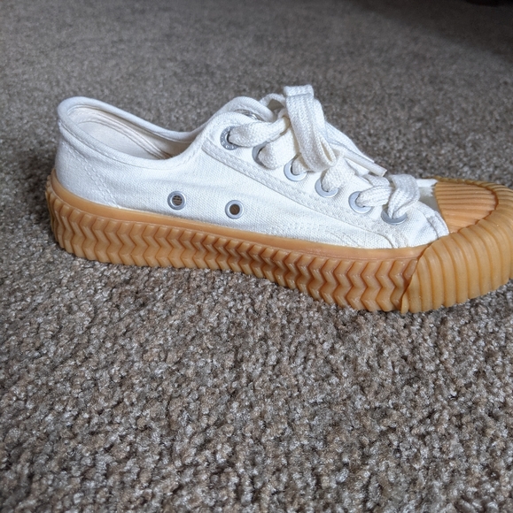 Cream and Tan Excelsior Platform Sneakers - Picture 2 of 4